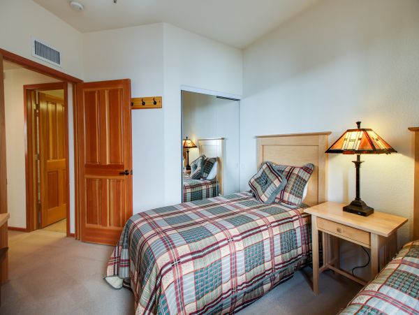 Lake Tahoe North Shore Home 978991