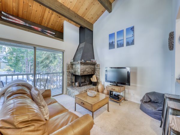 Lake Tahoe North Shore Home 978994