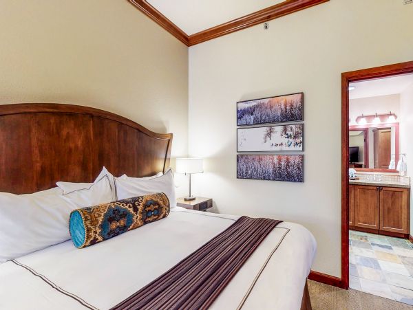 Lake Tahoe North Shore Home 978995