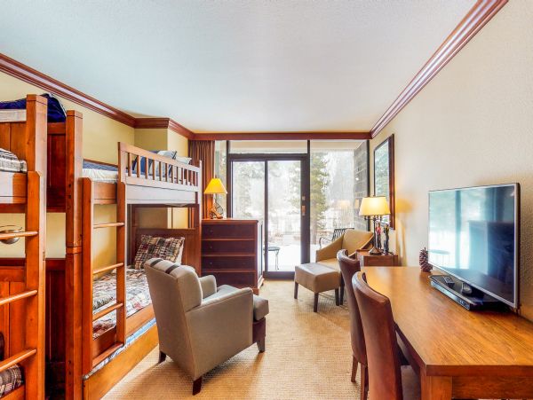 Lake Tahoe North Shore Home 978995