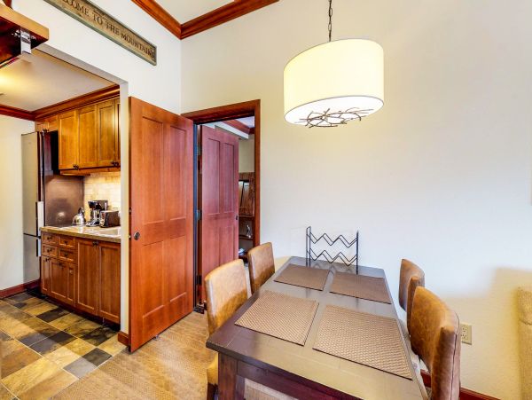 Lake Tahoe North Shore Home 978995