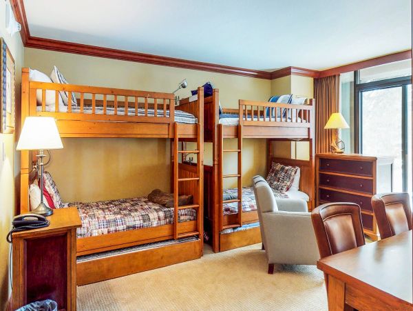 Lake Tahoe North Shore Home 978995