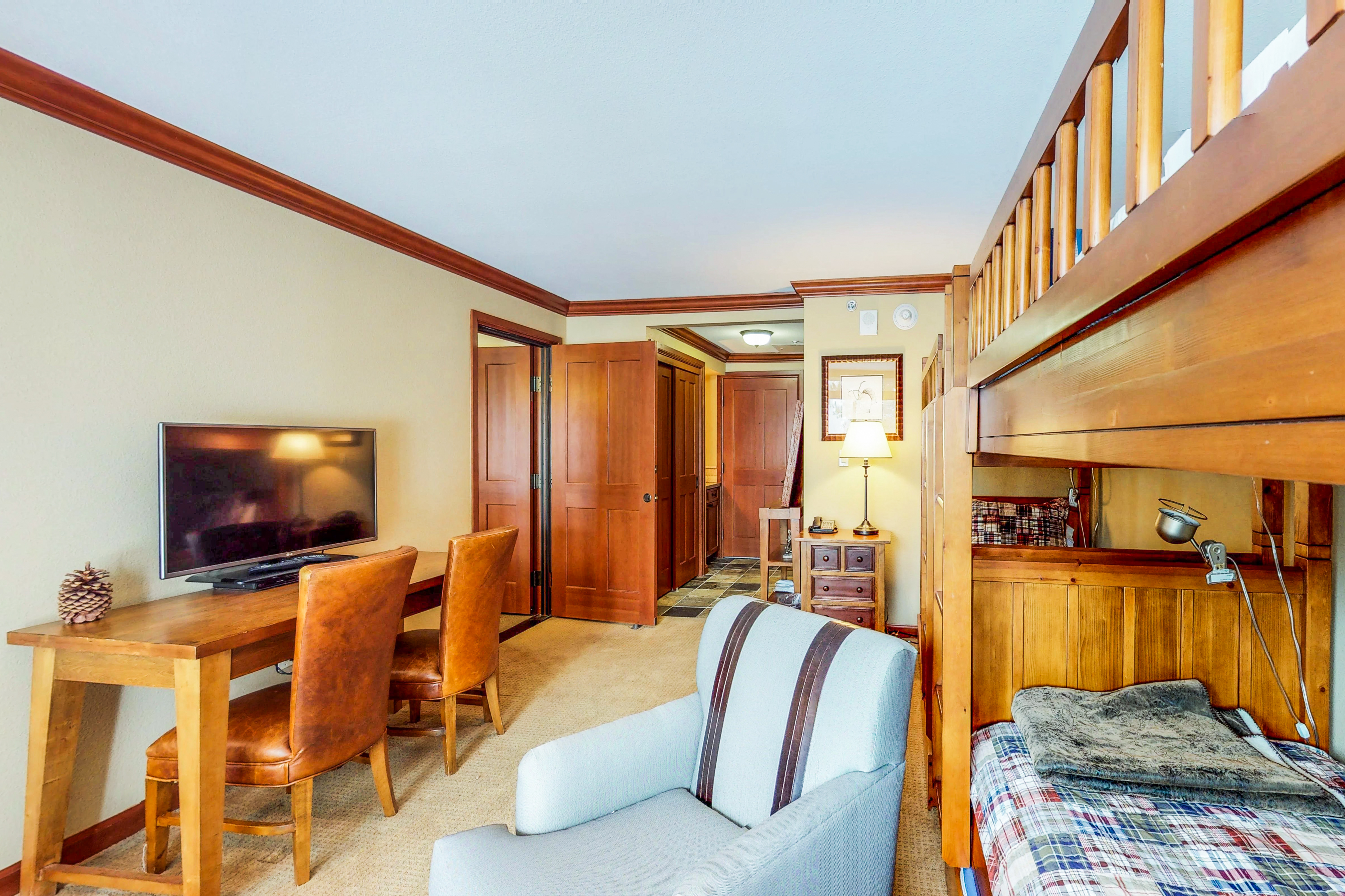 Lake Tahoe North Shore Home 978995