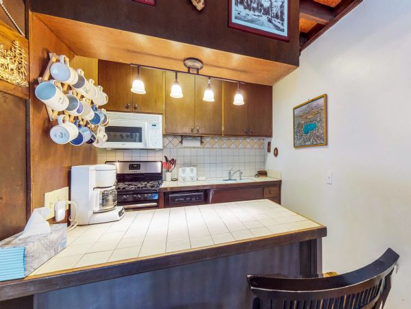 Lake Tahoe North Shore Home 978996