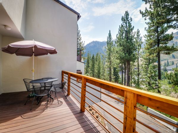 Lake Tahoe North Shore Home 978996