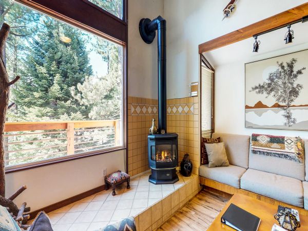 Lake Tahoe North Shore Home 978996