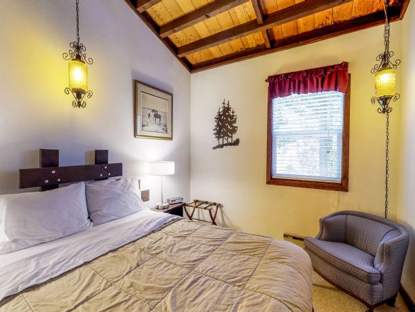 Lake Tahoe North Shore Home 978996