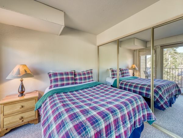Lake Tahoe North Shore Home 978997