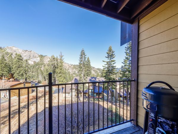 Lake Tahoe North Shore Home 978997