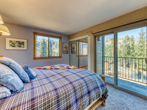 Lake Tahoe North Shore Home 978997