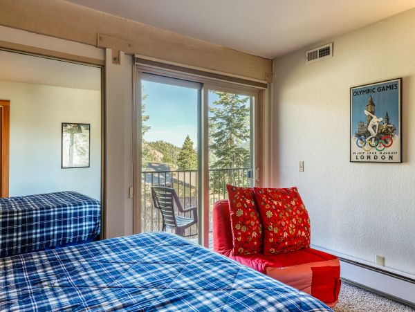 Lake Tahoe North Shore Home 978997