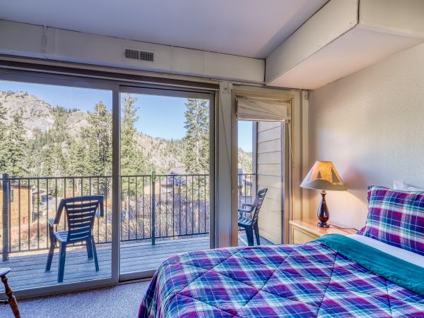 Lake Tahoe North Shore Home 978997