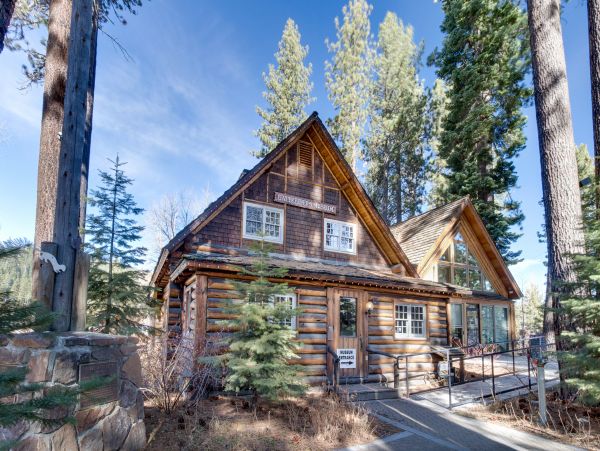 Lake Tahoe North Shore Home 978997