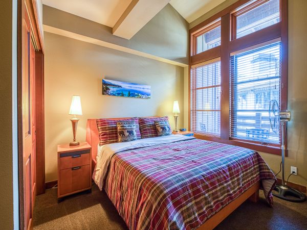 Lake Tahoe North Shore Home 978998