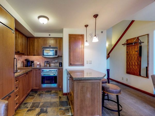 Lake Tahoe North Shore Home 978999