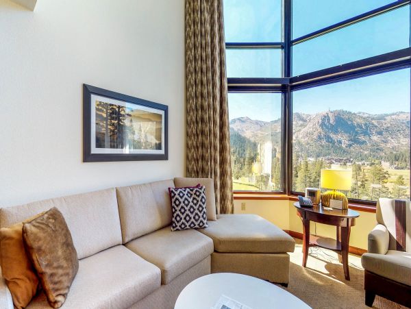 Lake Tahoe North Shore Home 978999