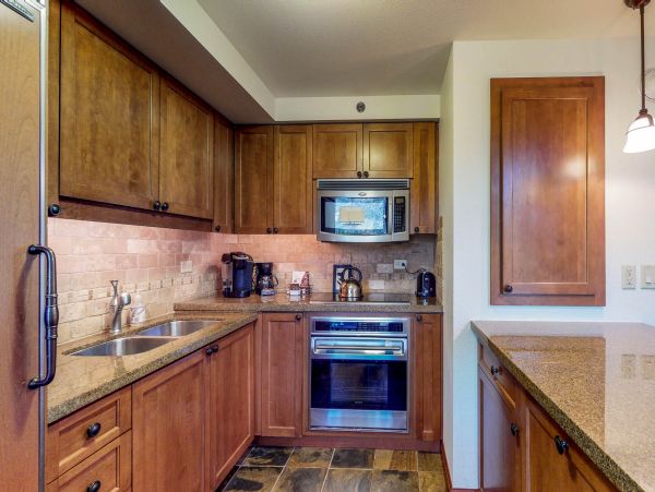 Lake Tahoe North Shore Home 978999