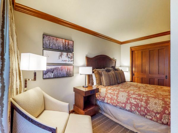 Lake Tahoe North Shore Home 978999