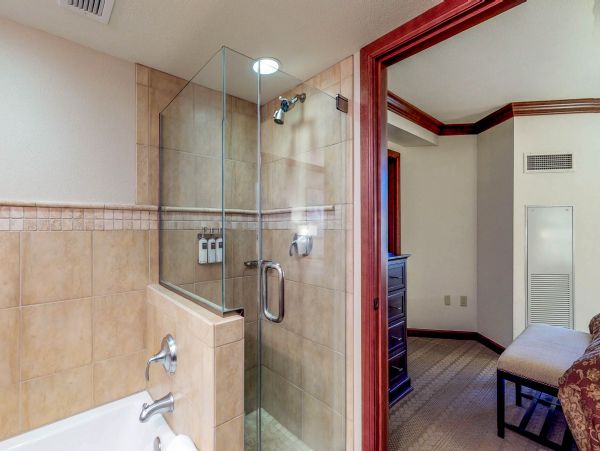 Lake Tahoe North Shore Home 978999