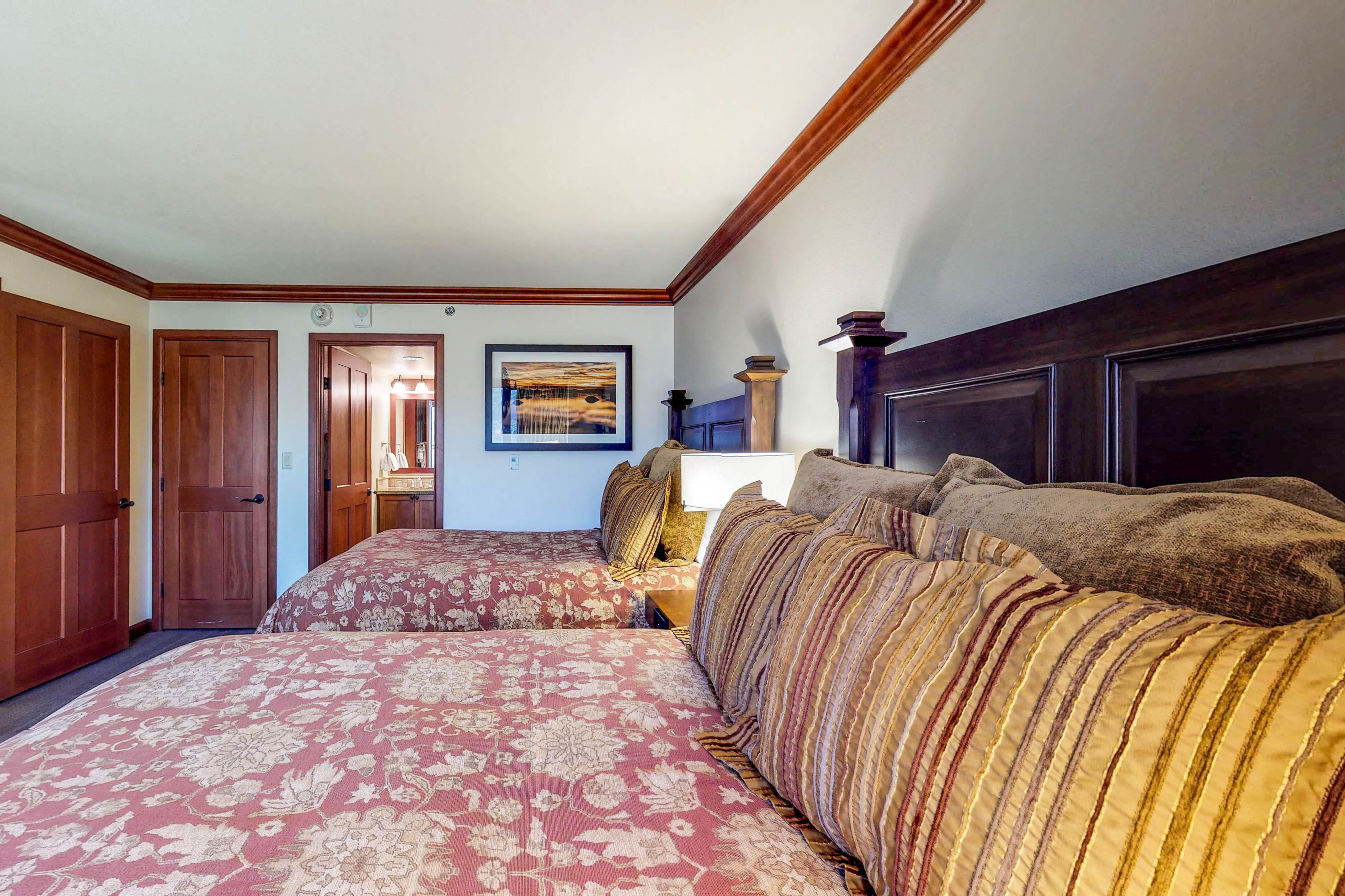 Lake Tahoe North Shore Home 978999
