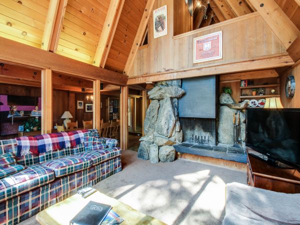 Lake Tahoe North Shore Home 979000