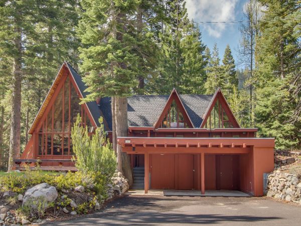 Lake Tahoe North Shore Home 979000