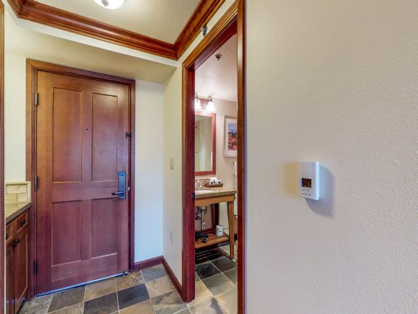 Lake Tahoe North Shore Home 979002
