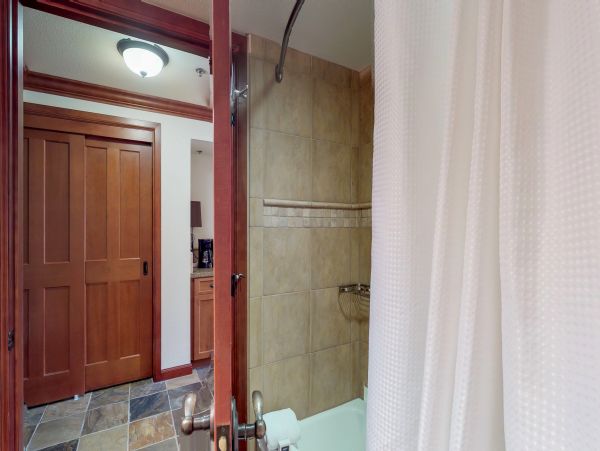 Lake Tahoe North Shore Home 979004
