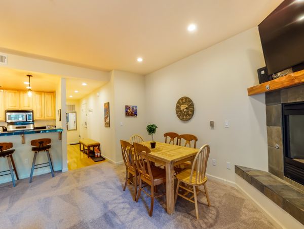 Lake Tahoe North Shore Home 979005
