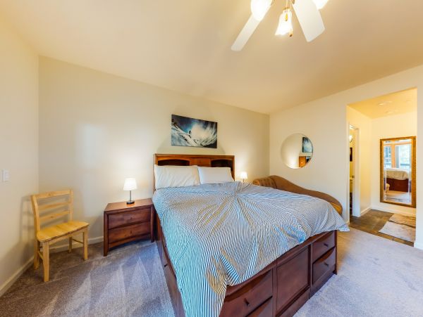 Lake Tahoe North Shore Home 979005