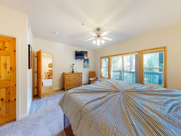 Lake Tahoe North Shore Home 979005