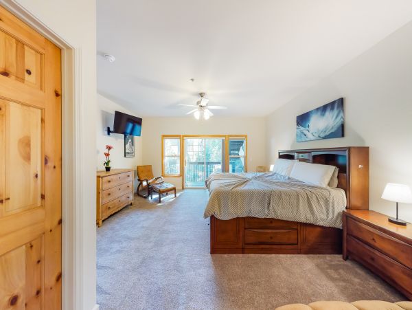 Lake Tahoe North Shore Home 979005