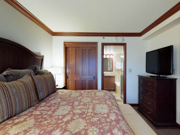 Lake Tahoe North Shore Home 979012