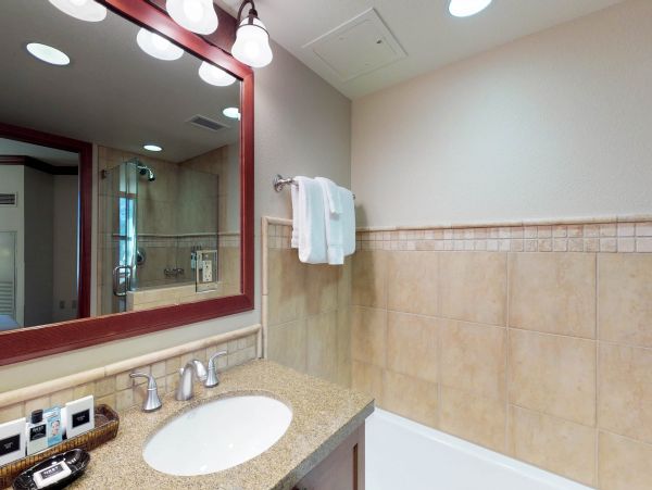 Lake Tahoe North Shore Home 979012