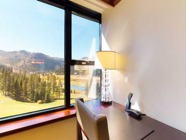 Lake Tahoe North Shore Home 979012
