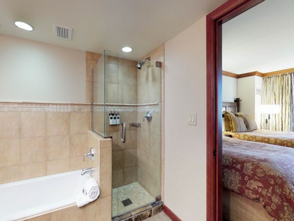 Lake Tahoe North Shore Home 979012