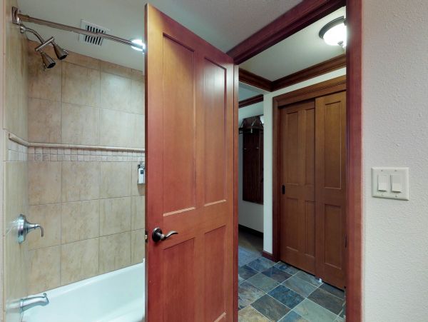 Lake Tahoe North Shore Home 979012