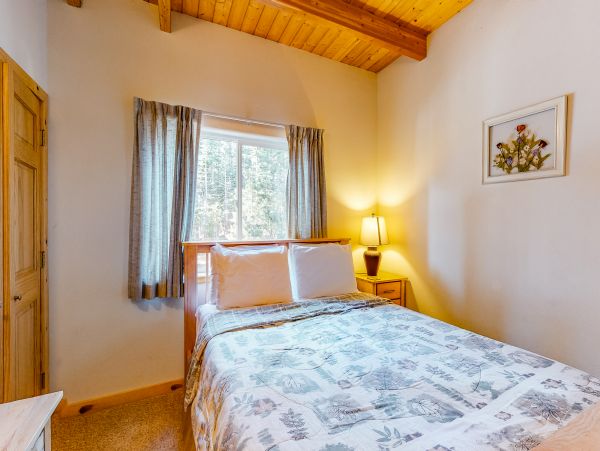 Lake Tahoe North Shore Home 979015
