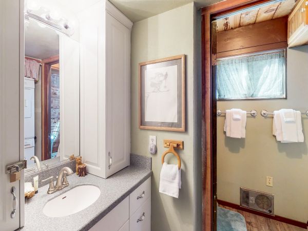 Lake Tahoe North Shore Home 979018