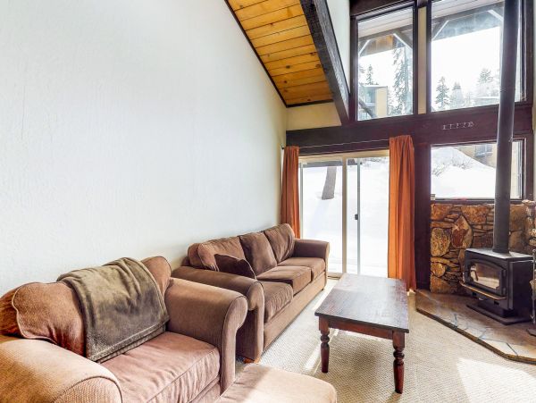 Lake Tahoe North Shore Home 979020