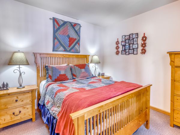 Lake Tahoe North Shore Home 979022