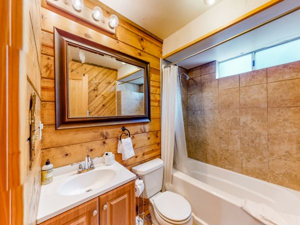 Lake Tahoe North Shore Home 979024