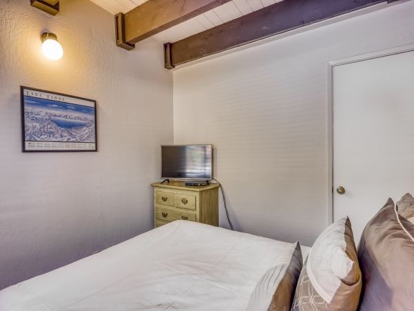 Lake Tahoe North Shore Home 979026