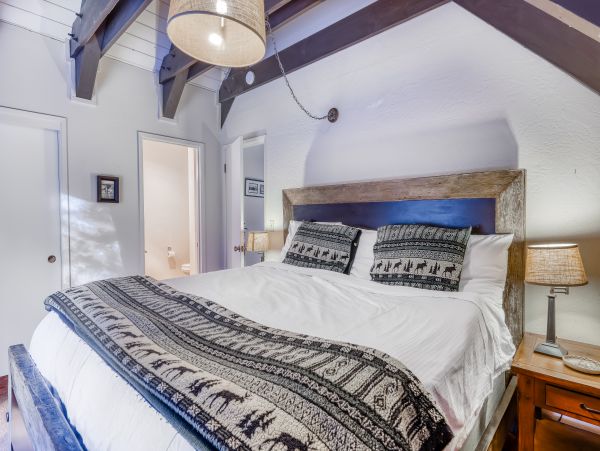 Lake Tahoe North Shore Home 979026