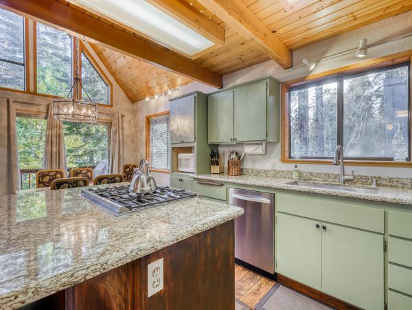 Lake Tahoe North Shore Home 979034