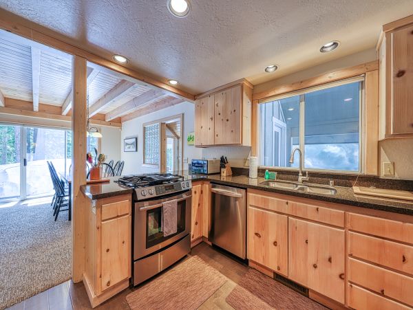 Lake Tahoe North Shore Home 979043