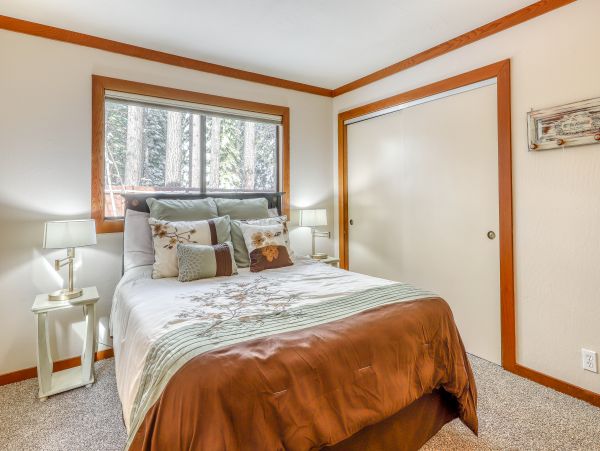 Lake Tahoe North Shore Home 979045
