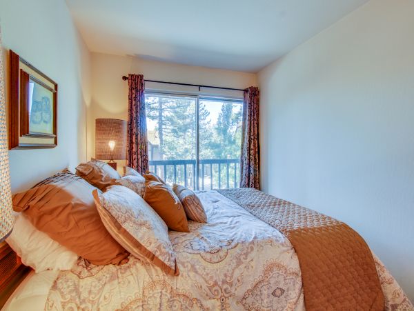 Lake Tahoe North Shore Home 979046