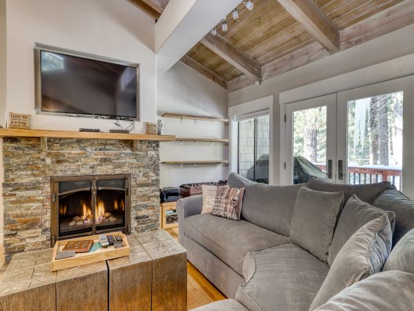 Lake Tahoe North Shore Home 979053