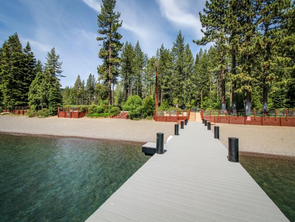 Lake Tahoe North Shore Home 979053